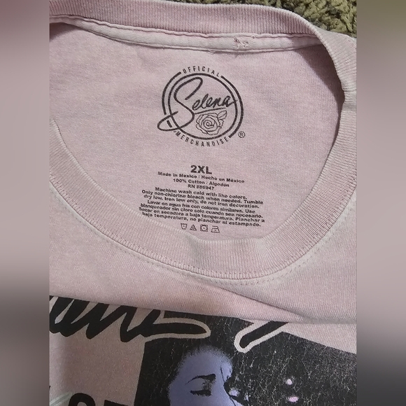 Selena Tee - Picture 3 of 3